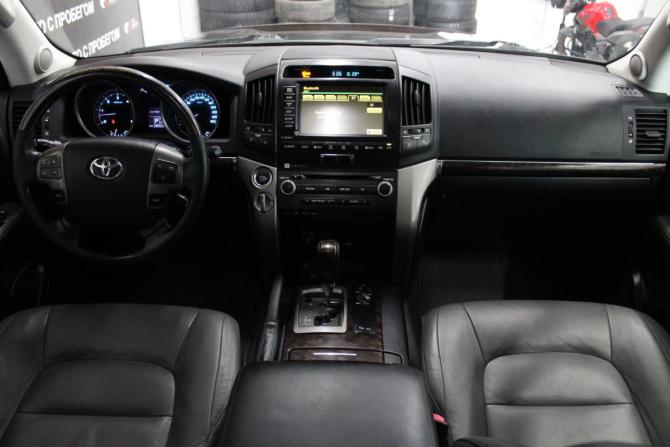Toyota Land Cruiser 200 Series с пробегом 2010 года, цена 2 998 000 рублей, 288000 км, внедорожник, Автокод Объявления