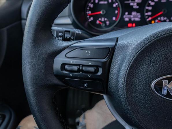 Kia Rio IV с пробегом 2019 года, цена 1 399 000 рублей, 87769 км, хэтчбек, Автокод Объявления