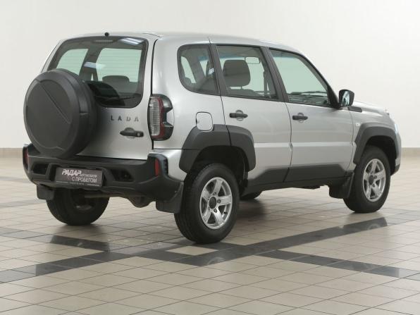 Lada (ВАЗ) Niva Travel I с пробегом 2022 года, цена 915 000 рублей, 31000 км, внедорожник, Автокод Объявления