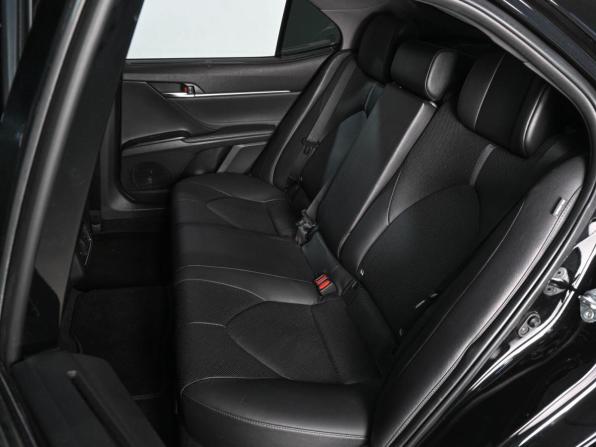 Toyota Camry VIII (XV70) Рестайлинг с пробегом 2021 года, цена 4 150 000 рублей, 33557 км, седан, Автокод Объявления