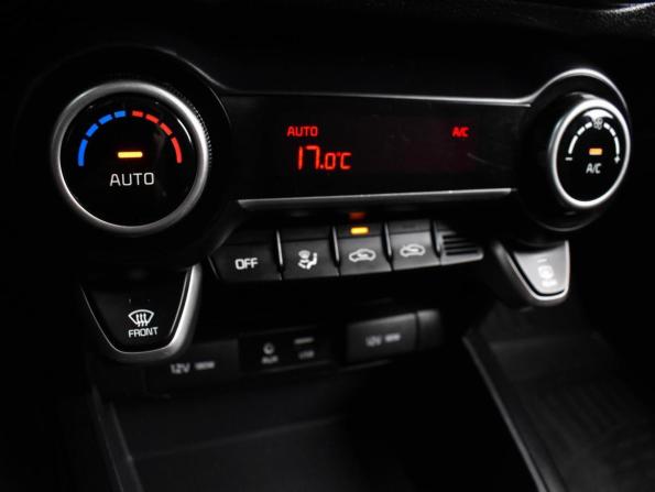 Kia Rio IV с пробегом 2019 года, цена 1 334 000 рублей, 91810 км, седан, Автокод Объявления
