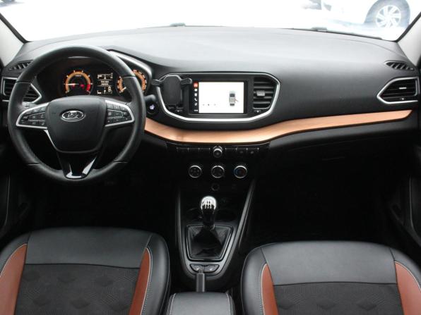 Lada (ВАЗ) Vesta I Рестайлинг (NG) с пробегом 2024 года, цена 1 317 000 рублей, 54475 км, седан, Автокод Объявления