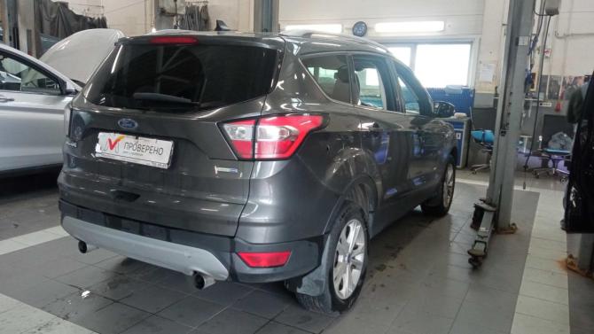 Ford Kuga II Рестайлинг с пробегом 2019 года, цена 1 540 000 рублей, 146680 км, внедорожник, Автокод Объявления