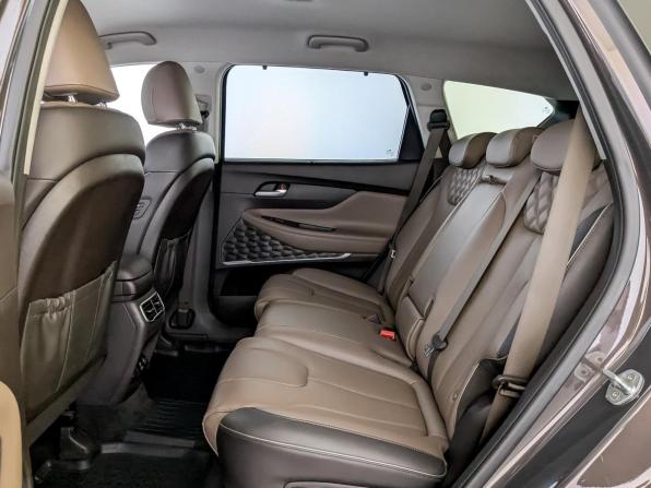 Hyundai Santa Fe IV Рестайлинг с пробегом 2021 года, цена 4 050 000 рублей, 46076 км, внедорожник, Автокод Объявления