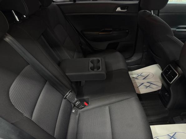 Kia Sportage IV Рестайлинг с пробегом 2018 года, цена 2 030 000 рублей, 68650 км, внедорожник, Автокод Объявления