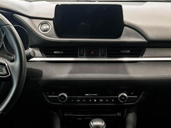 Mazda 6 III (GJ) Рестайлинг 2 с пробегом 2021 года, цена 2 499 000 рублей, 46616 км, седан, Автокод Объявления