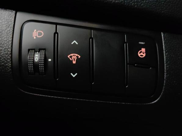 Kia Ceed II Рестайлинг с пробегом 2016 года, цена 1 128 000 рублей, 166000 км, хэтчбек, Автокод Объявления