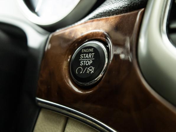 Jeep Grand Cherokee IV (WK2) с пробегом 2010 года, цена 1 879 700 рублей, 118302 км, внедорожник, Автокод Объявления