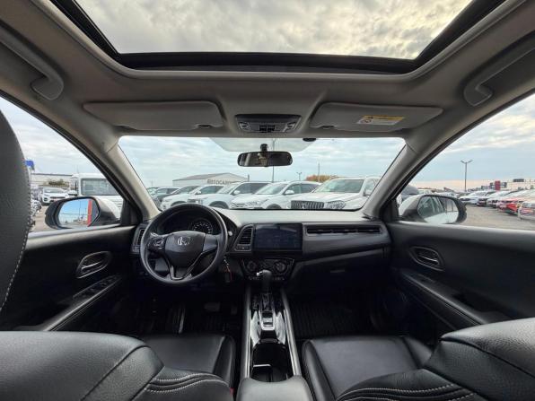 Honda Vezel I с пробегом 2020 года, цена 2 134 000 рублей, 41800 км, внедорожник, Автокод Объявления