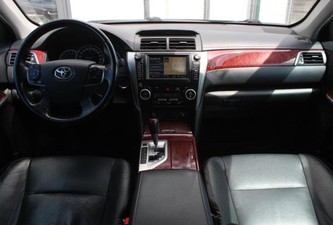 Toyota Camry VII (XV50) с пробегом 2013 года, цена 1 710 000 рублей, 206583 км, седан, Автокод Объявления