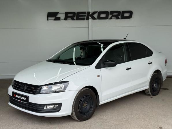 Volkswagen Polo V Рестайлинг с пробегом 2017 года, цена 739 000 рублей, 142788 км, седан, Автокод Объявления