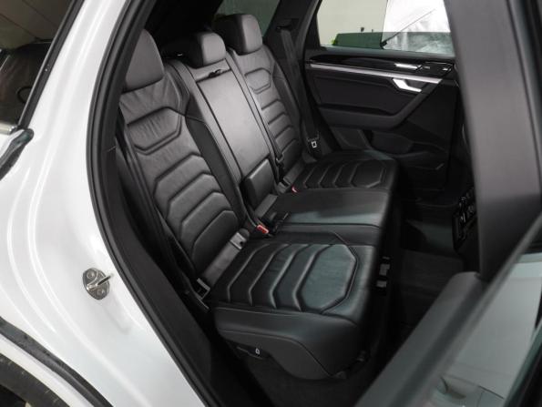 Volkswagen Touareg III с пробегом 2019 года, цена 7 999 000 рублей, 46743 км, внедорожник, Автокод Объявления