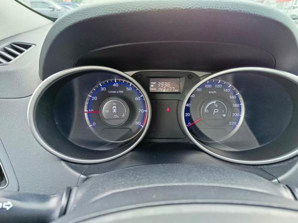 Hyundai ix35 I Рестайлинг с пробегом 2015 года, цена 1 399 995 рублей, 143085 км, внедорожник, Автокод Объявления