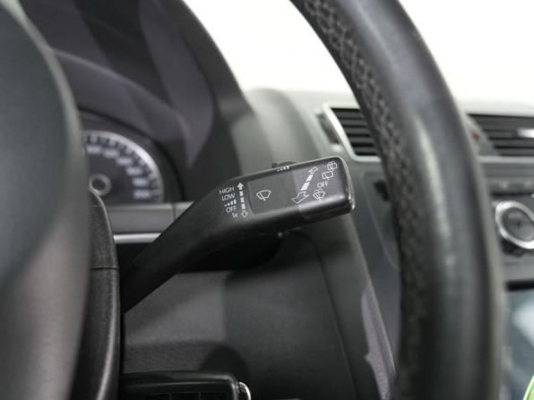 Volkswagen Touran I Рестайлинг 2 с пробегом 2012 года, цена 880 000 рублей, 210000 км, компактвэн, Автокод Объявления