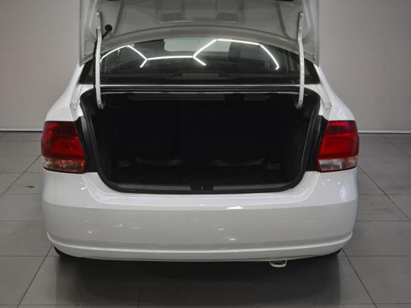 Volkswagen Polo V с пробегом 2015 года, цена 691 850 рублей, 198000 км, седан, Автокод Объявления