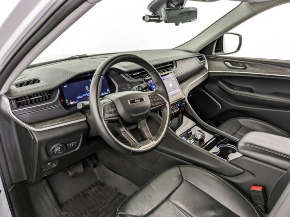 Jeep Grand Cherokee V (WL) с пробегом 2022 года, цена 5 750 000 рублей, 69048 км, внедорожник, Автокод Объявления