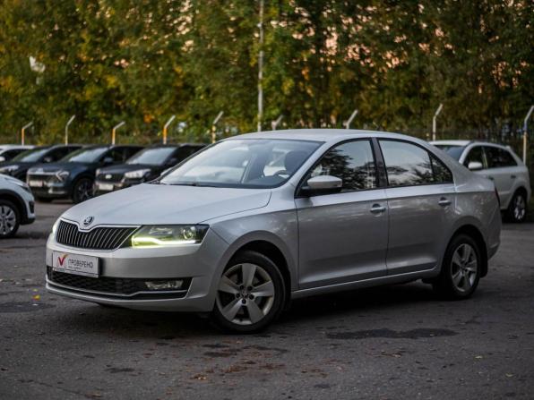 Skoda Rapid I Рестайлинг с пробегом 2017 года, цена 1 070 000 рублей, 229760 км, лифтбек, Автокод Объявления