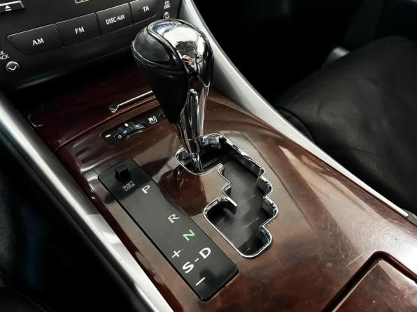 Lexus IS II с пробегом 2006 года, цена 1 129 000 рублей, 259354 км, седан, Автокод Объявления