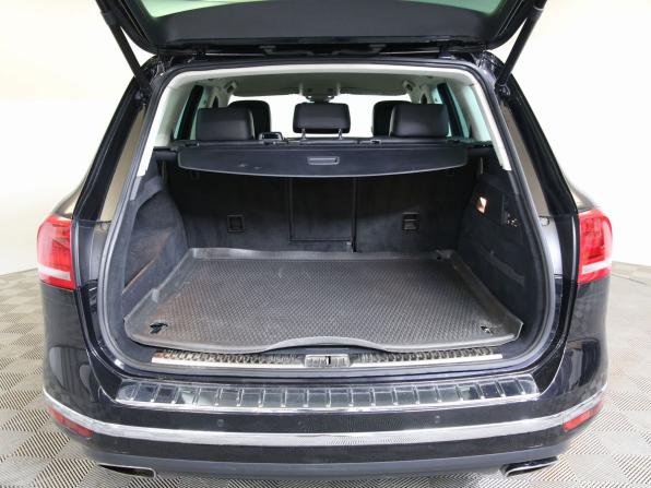 Volkswagen Touareg II Рестайлинг с пробегом 2016 года, цена 3 290 000 рублей, 164500 км, внедорожник, Автокод Объявления