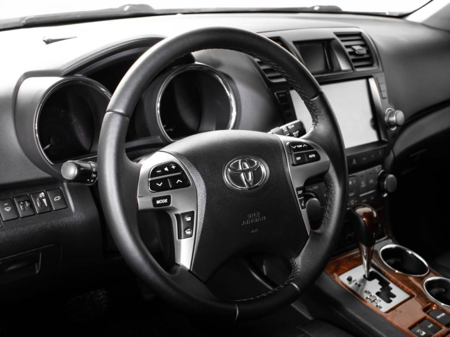 Toyota Highlander II (XU40) Рестайлинг Москва  - изображение 10
