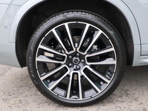 Volvo XC90 II Рестайлинг 2 с пробегом 2026 года, цена 11 650 000 рублей, 25 км, внедорожник, Автокод Объявления