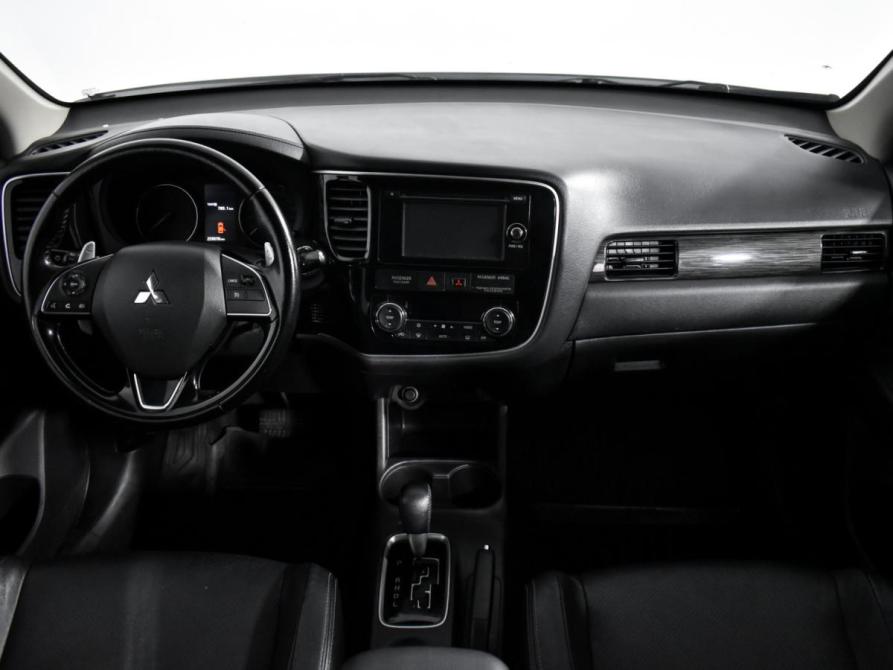 Mitsubishi Outlander III Рестайлинг 2 Санкт-Петербург  - изображение 14