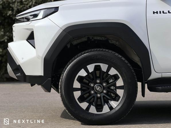 Новый Toyota Hilux IX 2026 года, цена 8 490 000 рублей, offers.body_type.unknown, Автокод Объявления