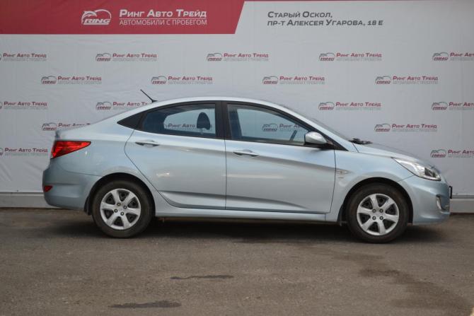 Hyundai Solaris I с пробегом 2014 года, цена 930 000 рублей, 75514 км, седан, Автокод Объявления