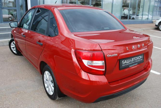 Lada (ВАЗ) Granta I Рестайлинг с пробегом 2018 года, цена 630 000 рублей, 70300 км, седан, Автокод Объявления
