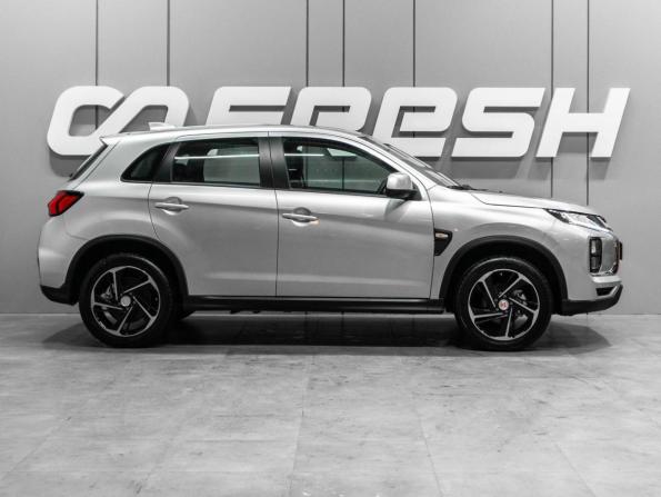 Mitsubishi ASX I Рестайлинг 3 с пробегом 2023 года, цена 3 230 000 рублей, 32 км, внедорожник, Автокод Объявления