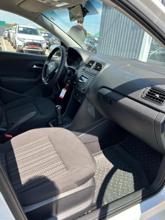 Volkswagen Polo V Рестайлинг с пробегом 2019 года, цена 1 250 000 рублей, 115871 км, седан, Автокод Объявления