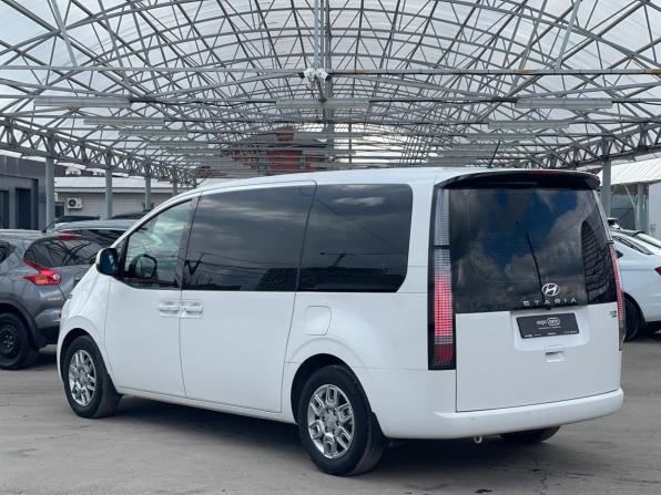Hyundai Staria I с пробегом 2023 года, цена 5 434 500 рублей, 33603 км, минивэн, Автокод Объявления