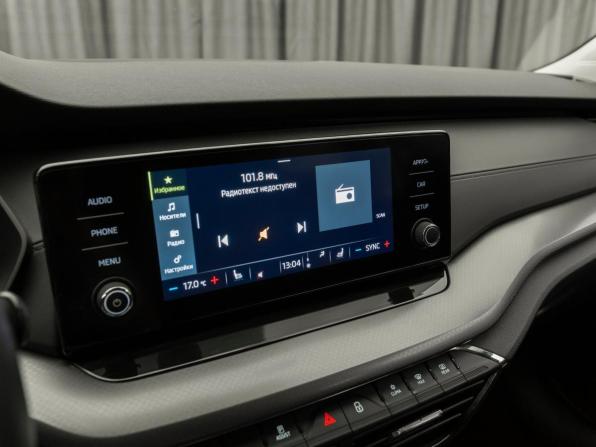 Skoda Octavia IV (A8) с пробегом 2021 года, цена 2 390 000 рублей, 63746 км, лифтбек, Автокод Объявления