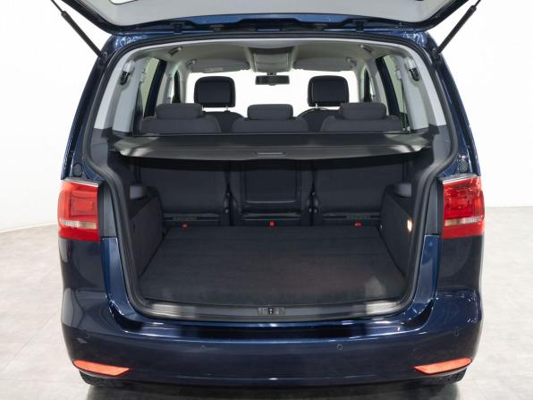 Volkswagen Touran I Рестайлинг 2 с пробегом 2014 года, цена 1 090 000 рублей, 80600 км, компактвэн, Автокод Объявления
