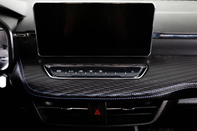 Haval Jolion I Рестайлинг с пробегом 2024 года, цена 1 990 000 рублей, 51003 км, внедорожник, Автокод Объявления
