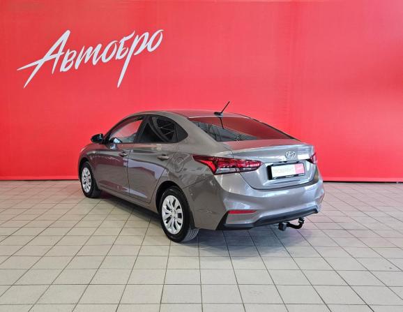 Hyundai Solaris II с пробегом 2017 года, цена 1 195 000 рублей, 122000 км, седан, Автокод Объявления