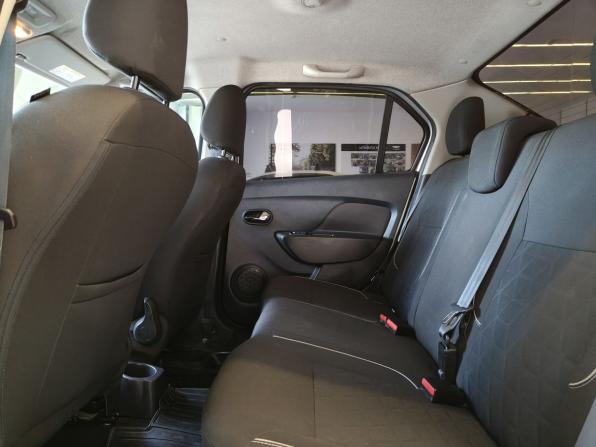 Renault Logan II Рестайлинг с пробегом 2020 года, цена 980 000 рублей, 120000 км, седан, Автокод Объявления