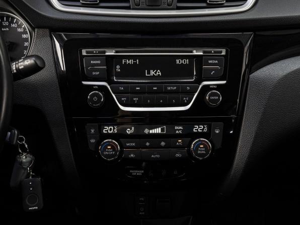 Nissan Qashqai II с пробегом 2017 года, цена 1 600 000 рублей, 94286 км, внедорожник, Автокод Объявления