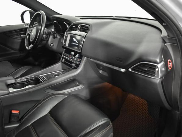 Jaguar F-Pace I с пробегом 2017 года, цена 2 125 000 рублей, 117753 км, внедорожник, Автокод Объявления