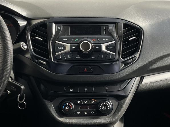 Lada (ВАЗ) Vesta I с пробегом 2019 года, цена 900 000 рублей, 141945 км, седан, Автокод Объявления