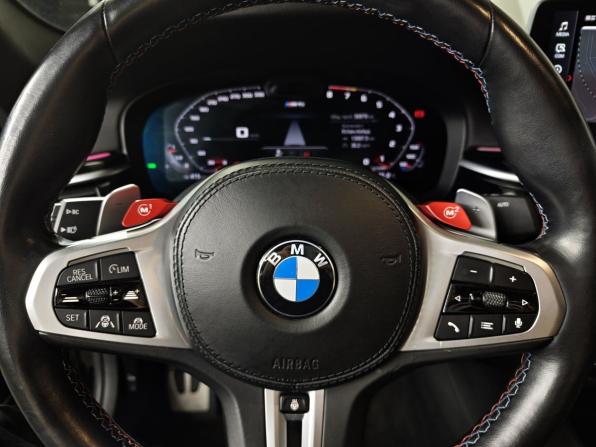 BMW M5 VI (F90) Рестайлинг с пробегом 2022 года, цена 9 800 000 рублей, 56977 км, седан, Автокод Объявления
