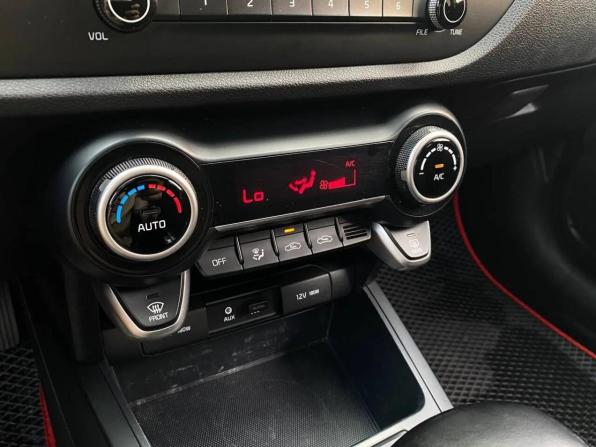 Kia Rio IV с пробегом 2019 года, цена 1 349 000 рублей, 100000 км, седан, Автокод Объявления