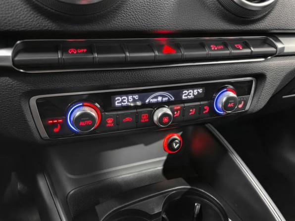 Audi A3 III (8V) с пробегом 2015 года, цена 1 650 000 рублей, 158650 км, седан, Автокод Объявления
