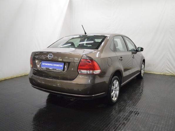 Volkswagen Polo V с пробегом 2015 года, цена 599 000 рублей, 230564 км, седан, Автокод Объявления