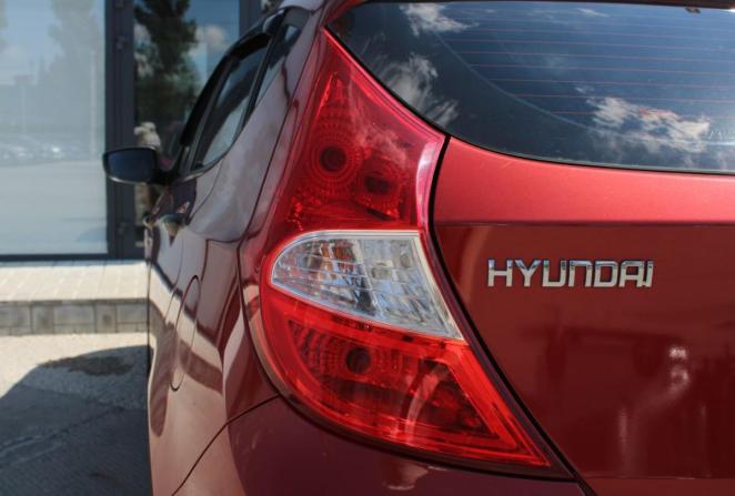 Hyundai Solaris I с пробегом 2013 года, цена 915 000 рублей, 109213 км, хэтчбек, Автокод Объявления