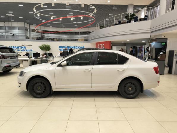 Skoda Octavia III (A7) с пробегом 2014 года, цена 1 250 000 рублей, 131147 км, лифтбек, Автокод Объявления