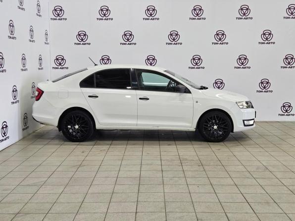 Skoda Rapid I с пробегом 2016 года, цена 822 000 рублей, 205575 км, лифтбек, Автокод Объявления