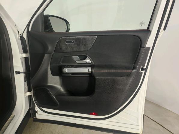 Mercedes-Benz GLB I (X247) с пробегом 2020 года, цена 3 350 000 рублей, 108000 км, внедорожник, Автокод Объявления