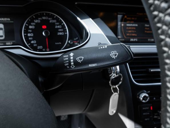 Audi A4 IV (B8) Рестайлинг с пробегом 2014 года, цена 1 351 100 рублей, 191464 км, седан, Автокод Объявления