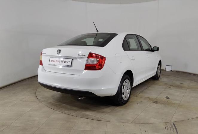 Skoda Rapid I с пробегом 2014 года, цена 715 000 рублей, 126600 км, лифтбек, Автокод Объявления